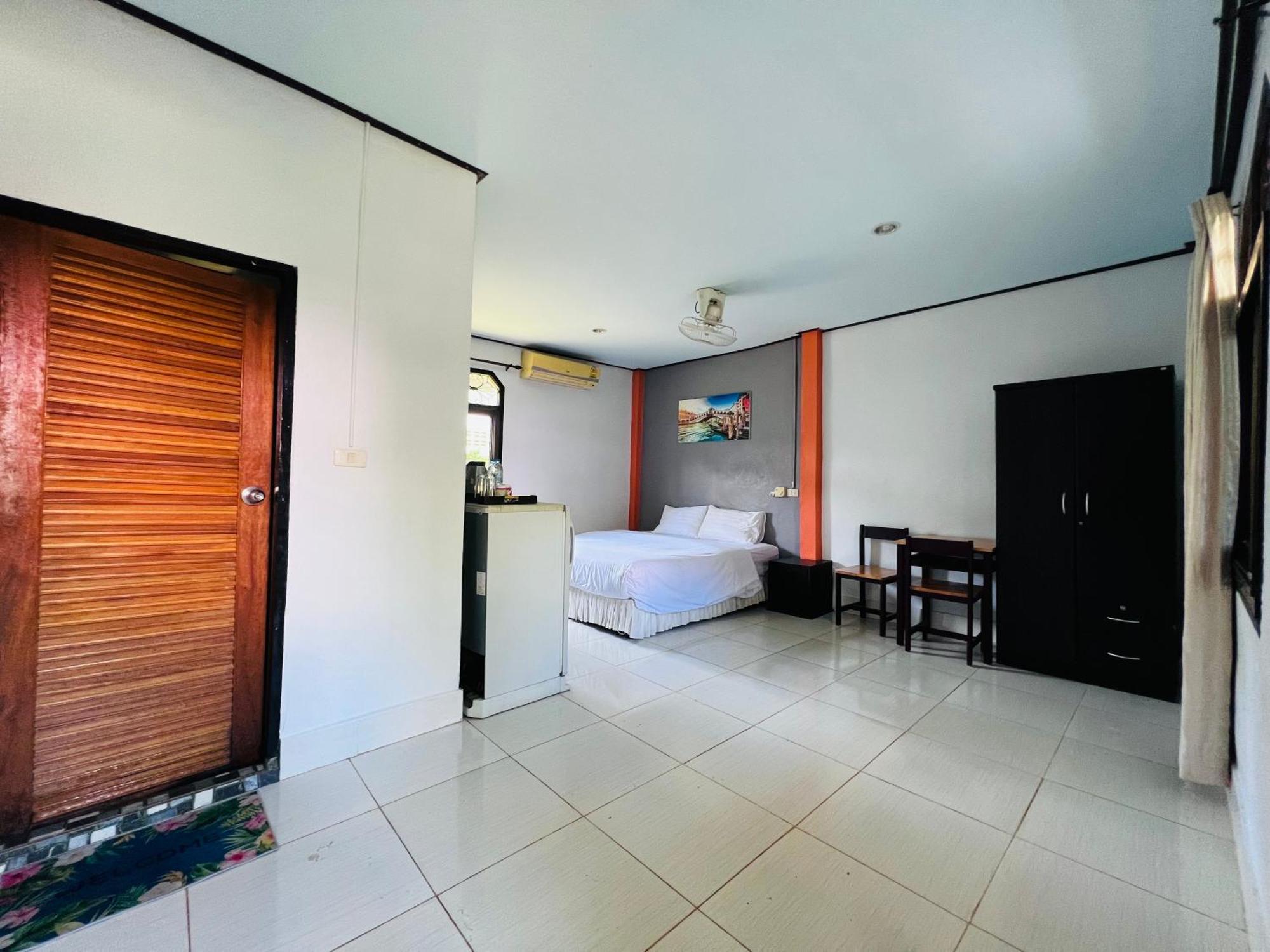 Apartment Prukrom Lanta *