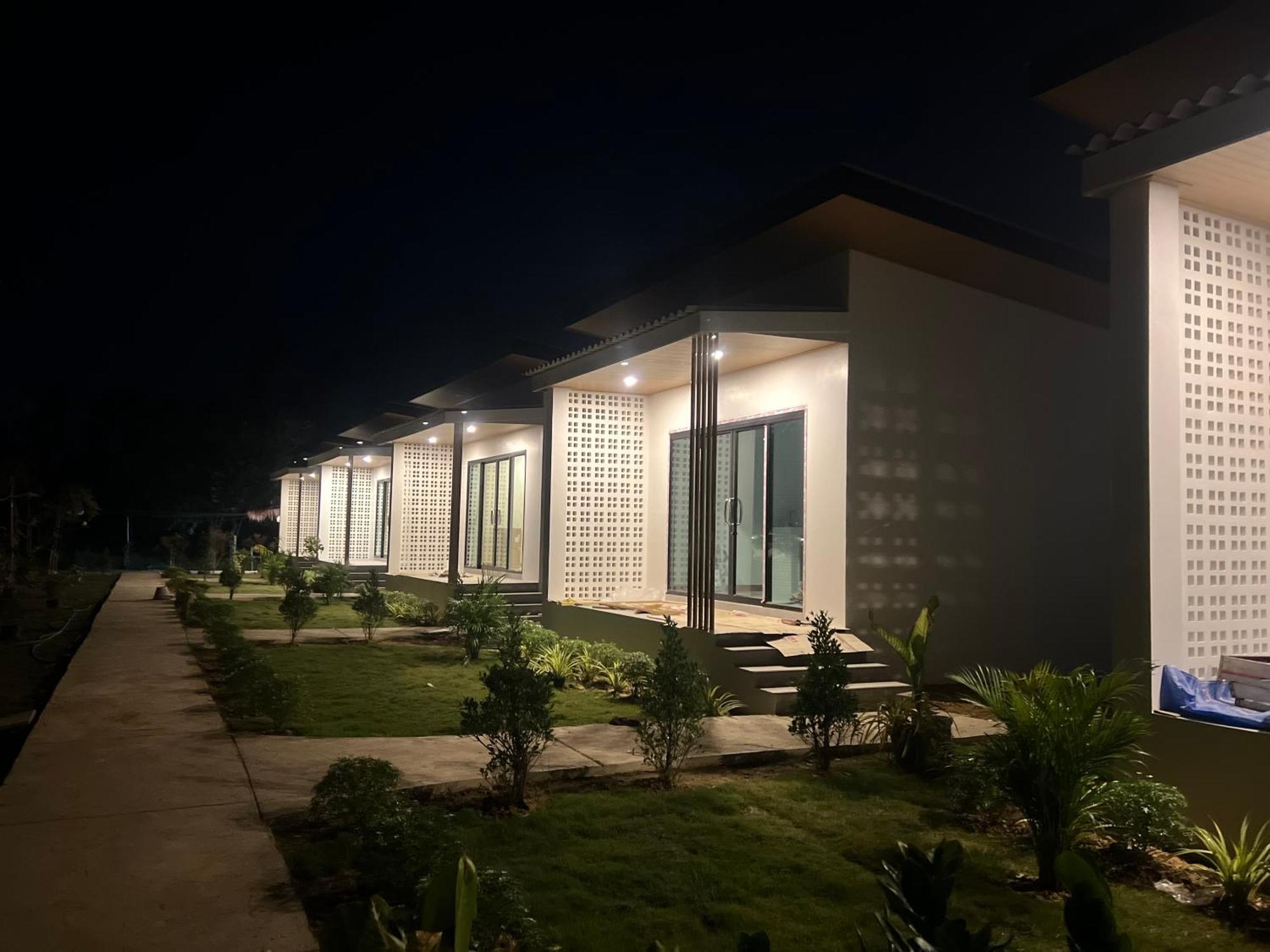 Prukrom Lanta Apartment *